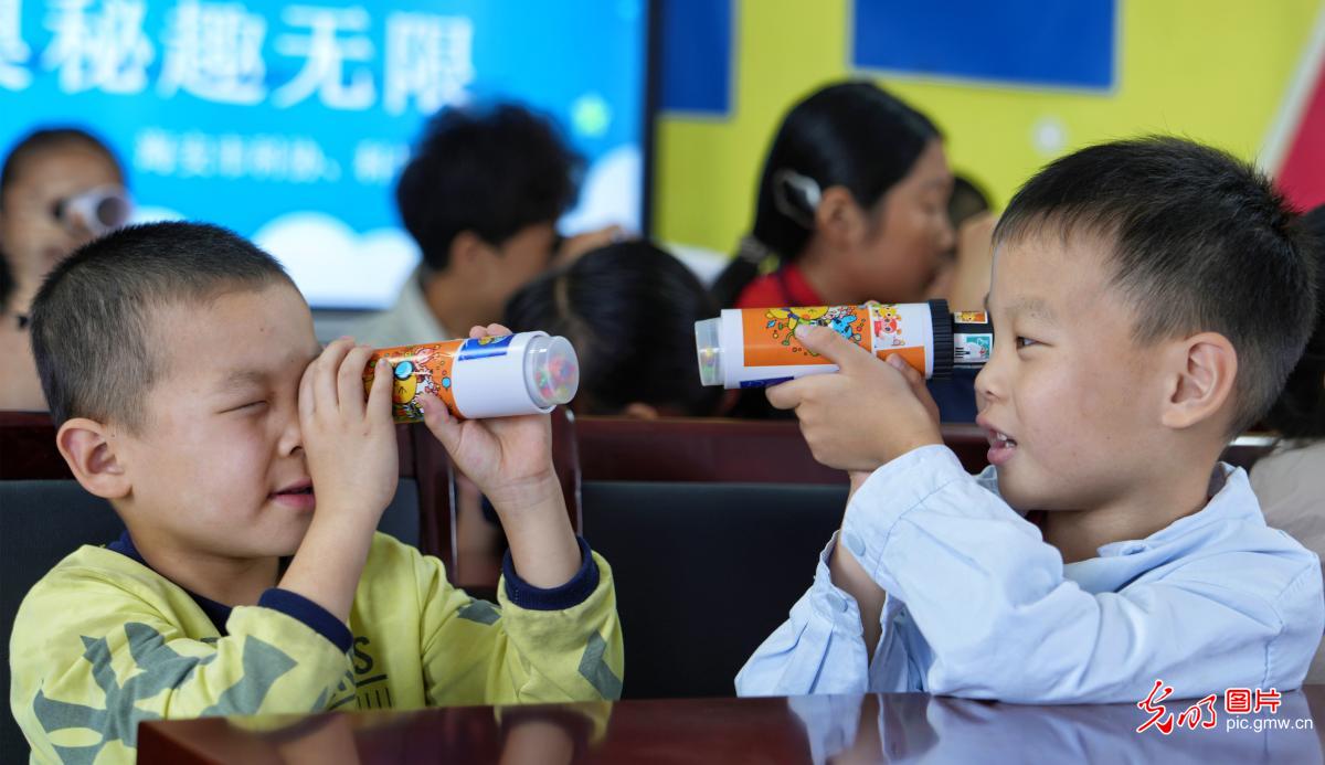 科技之光点亮假日