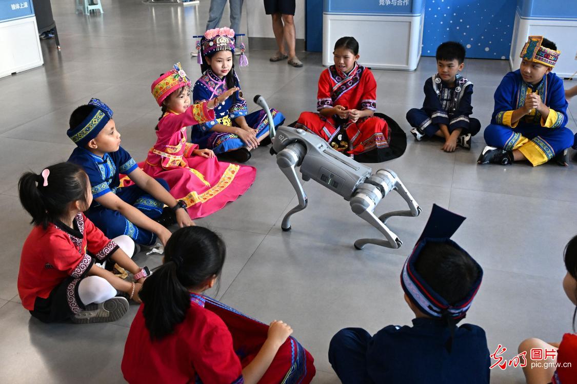 科技之光点亮假日