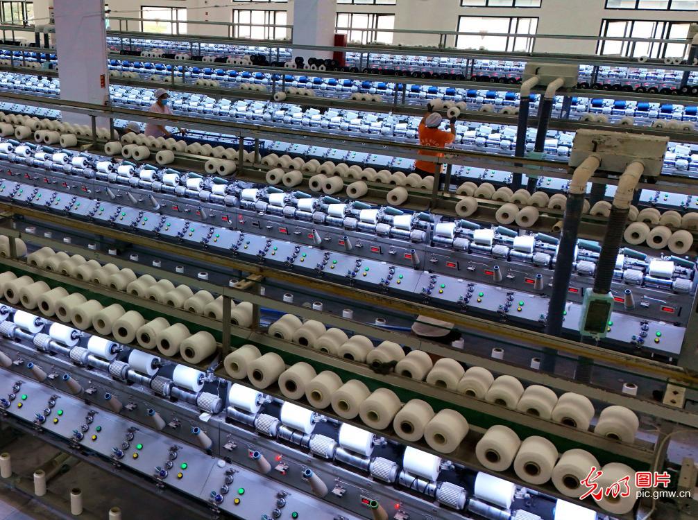 从“假期模式”到“奋斗模式”节后首日干劲足