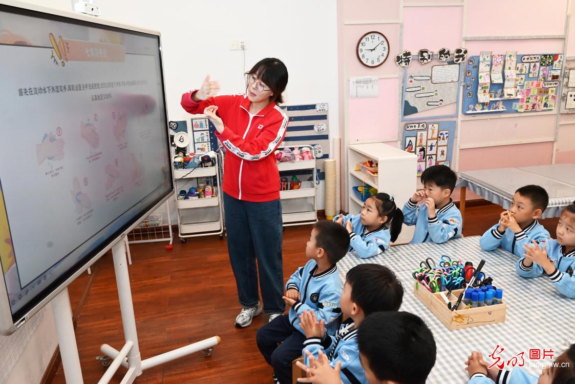 正确洗手 “手”筑健康 正确洗手 “手”筑健康