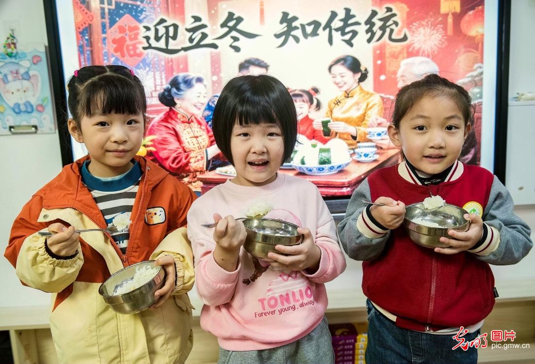 立冬日，校园非遗课“活”起来