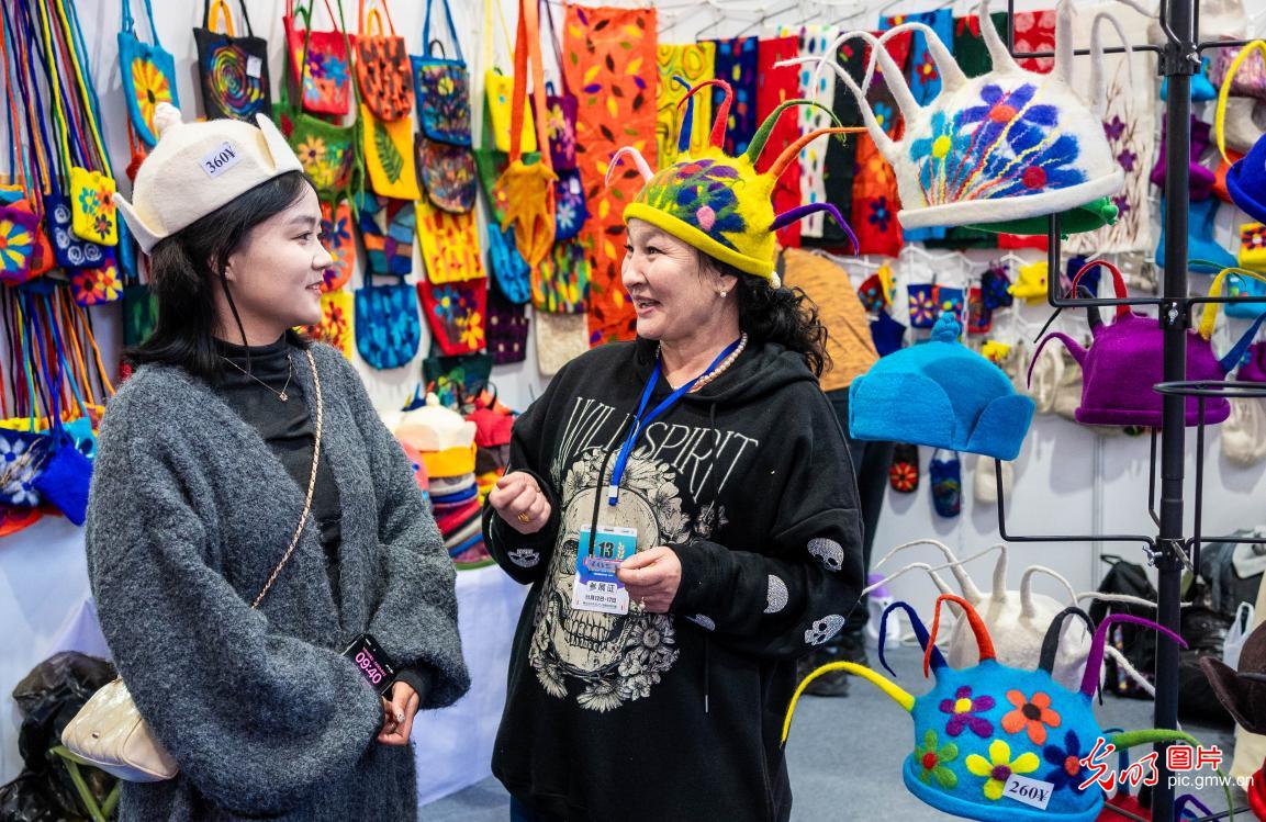 第十三届中国•内蒙古进出口商品博览会在呼和浩特举行 第十三届中国•内蒙古进出口商品博览会在呼和浩特举行