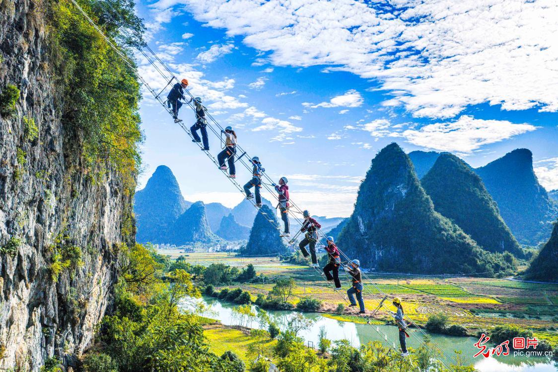 乐享攀岩好时光