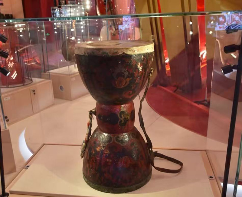 “镇馆之宝”被做成蛋糕？文物复刻甜品师深情流泪：舍不得做旧！