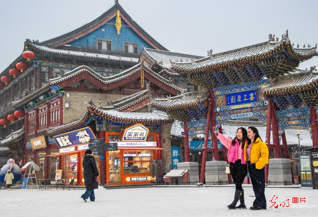 雪落青城 美景如画