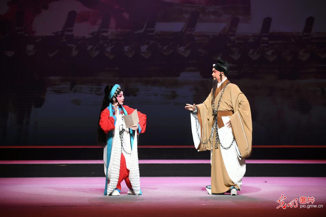 啖早茶、睇大戏、赏醒狮:沉浸岭南烟火人间 啖早茶、睇大戏、赏醒狮:沉浸岭南烟火人间