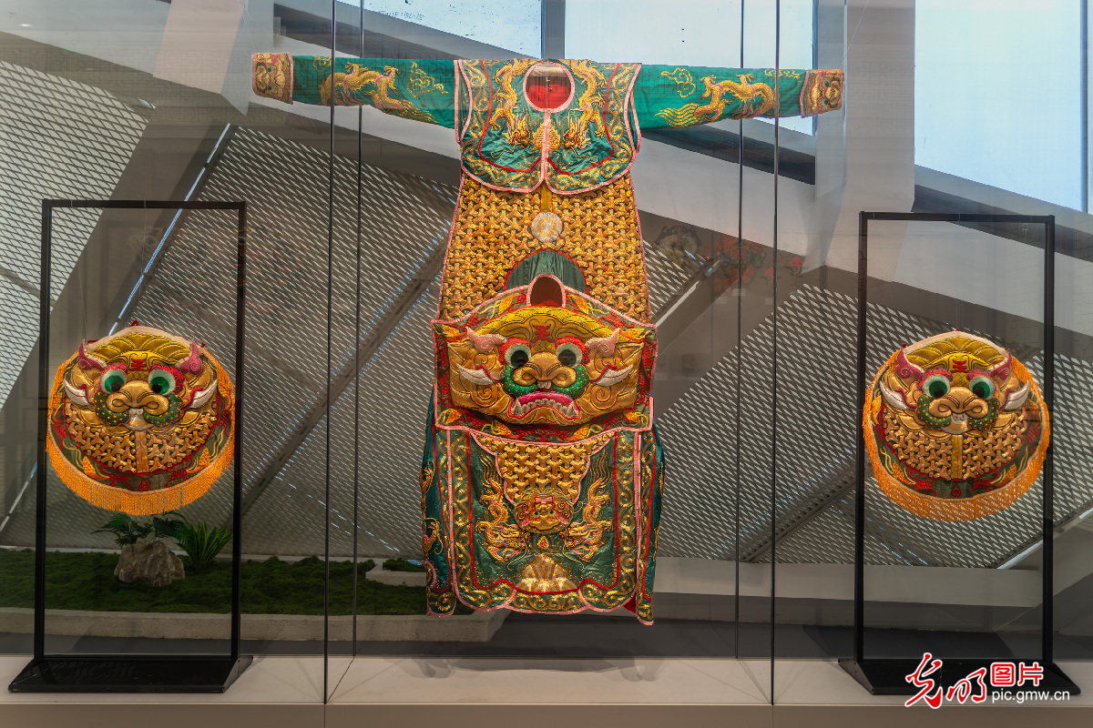 啖早茶、睇大戏、赏醒狮:沉浸岭南烟火人间 啖早茶、睇大戏、赏醒狮:沉浸岭南烟火人间