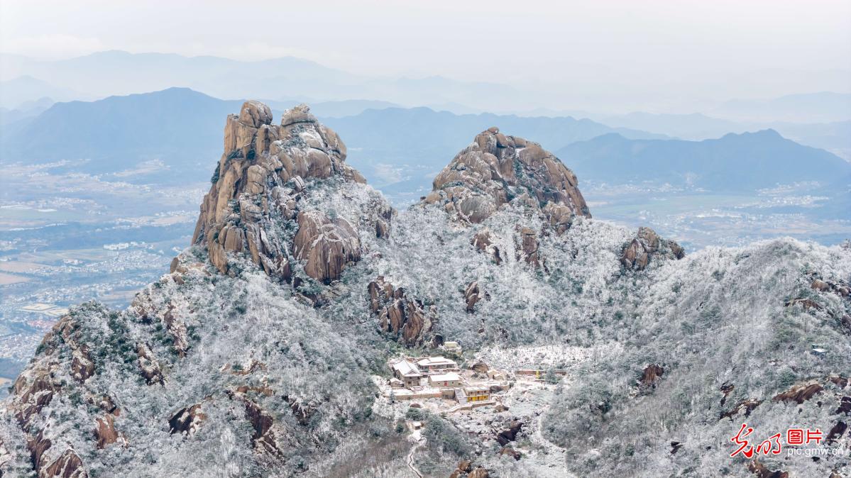 雪后九华景如画