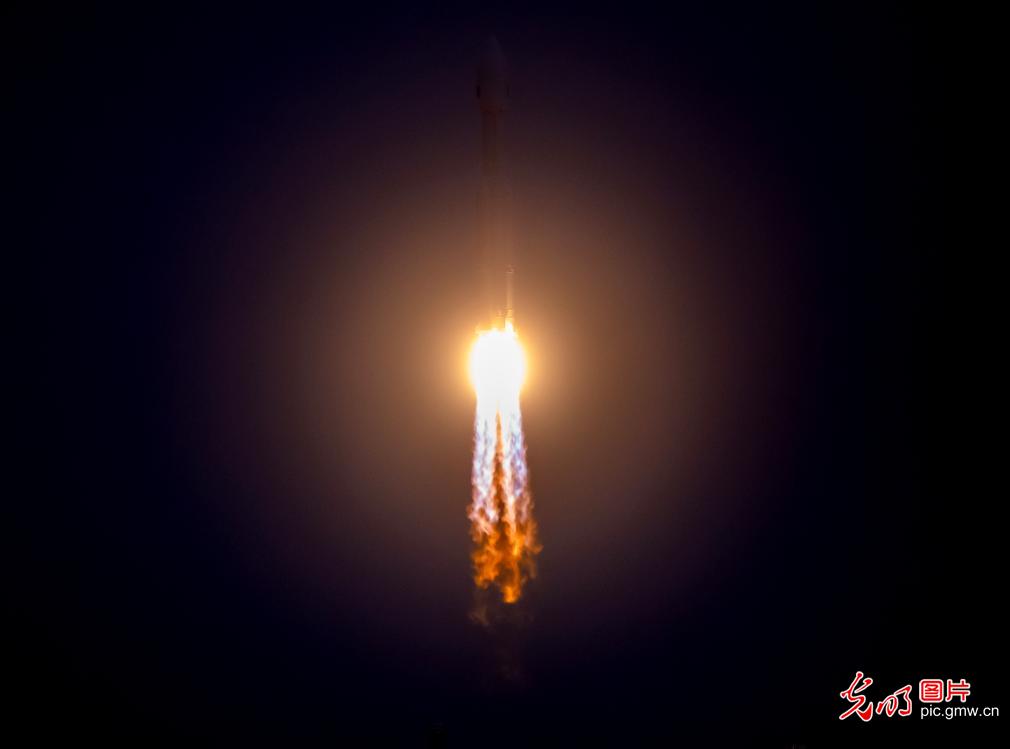 我国成功发射卫星互联网低轨17组卫星 我国成功发射卫星互联网低轨17组卫星