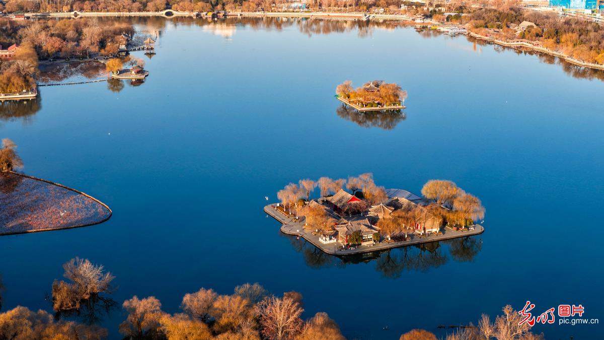 大明湖冬景如画