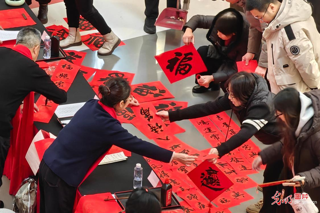 春节将至年味浓