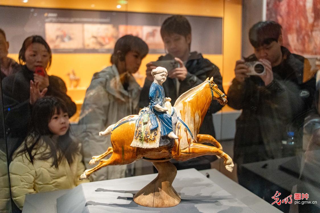 【新春走基层】博物馆里的“马元素” 【新春走基层】博物馆里的“马元素”