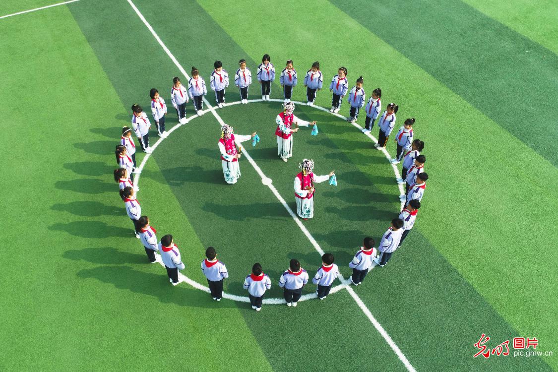 戏剧进校园 传统文化“活”在课堂 戏剧进校园 传统文化“活”在课堂