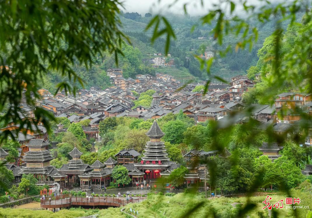 生态侗寨春日如画