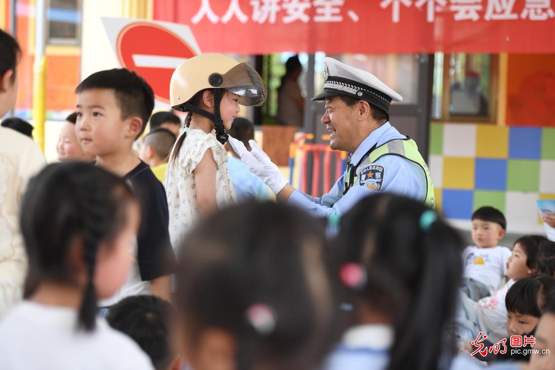 从演练到科普 全民共上“安全必修课” 从演练到科普 全民共上“安全必修课”