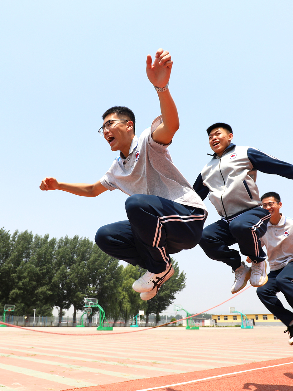【聚焦高考 逐梦今夏】花式解压快乐迎考 自信奔赴青春之约 【聚焦高考 逐梦今夏】花式解压快乐迎考 自信奔赴青春之约