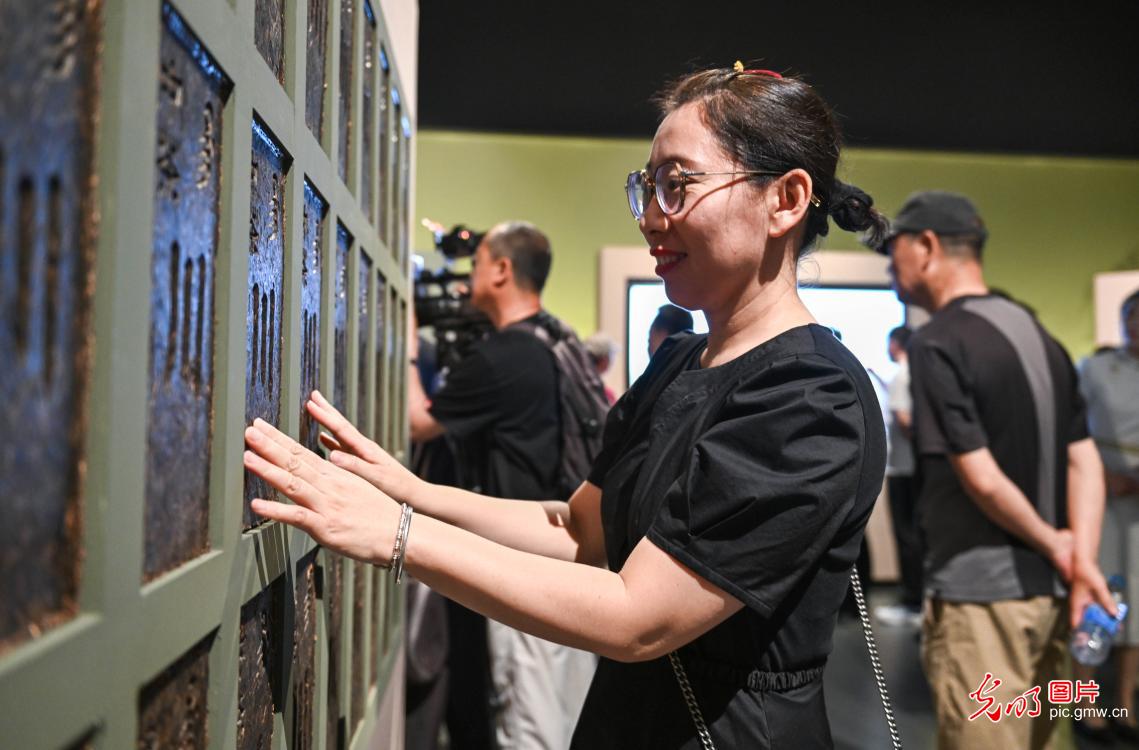 “世纪动脉——万里茶道（内蒙古段）文物精品展”开幕