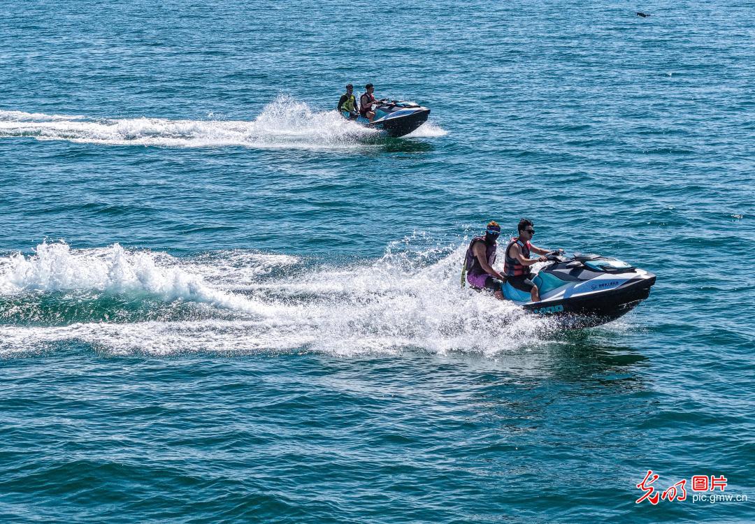 “清凉经济”点燃夏日消费热潮